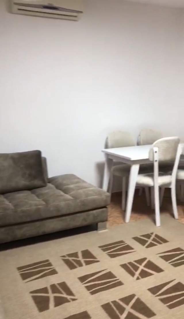 Tirane, jepet me qera apartament 2+1 Kati 2, 80 m² 400 Euro (Rruga e Durresit)