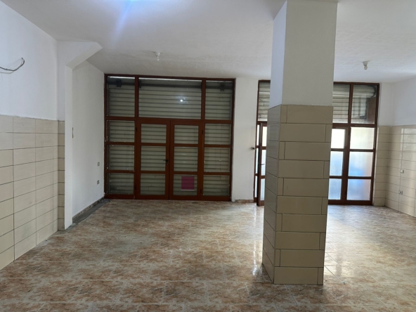 Tirane, shitet ambjent biznesi Kati 0, 93 m² 120,000 € (Mihal Grameno)