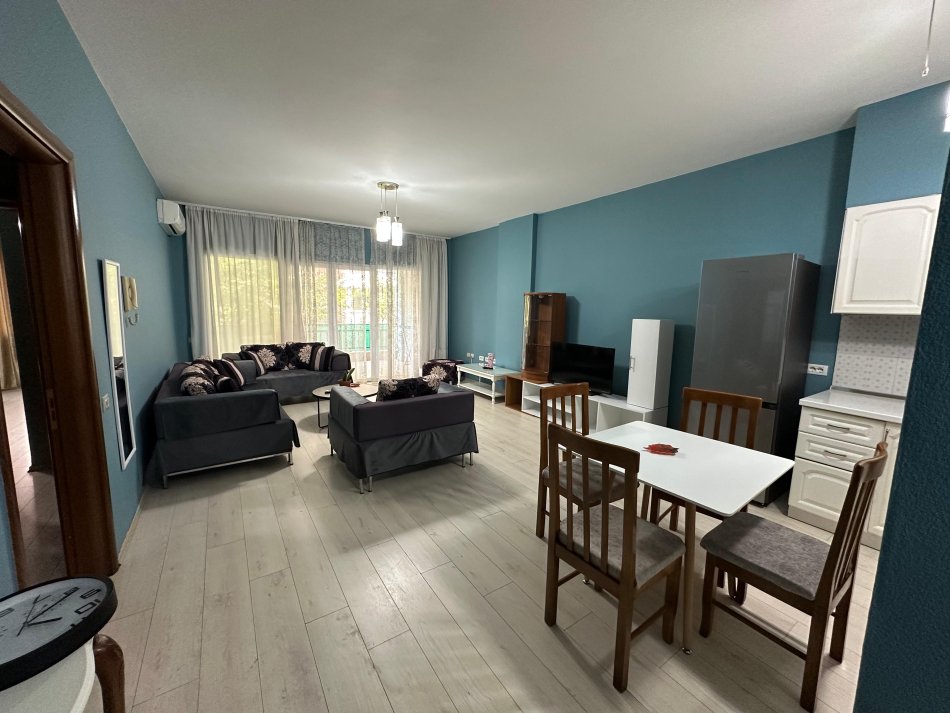Tirane, jepet me qera apartament 1+1 Kati 3, 70 m² 550 € (rruga e elbasanit)