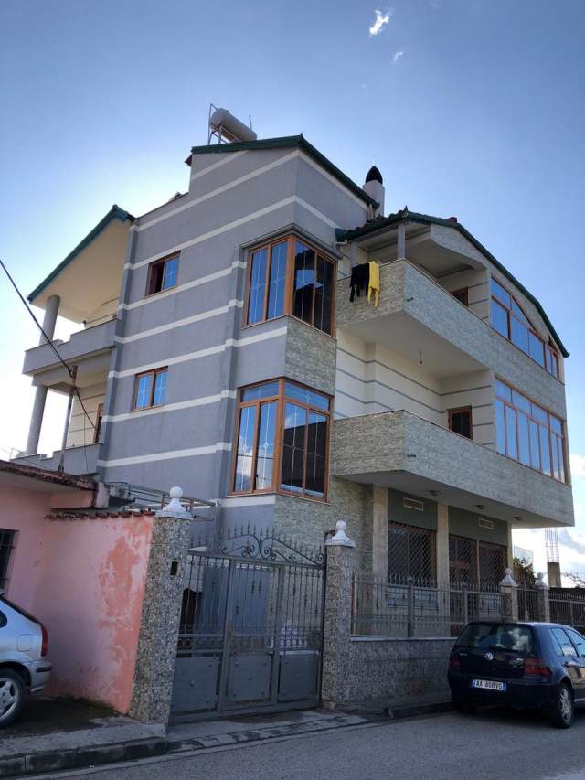 Elbasan, shitet Vile 104 m² 30.000.000 Leke