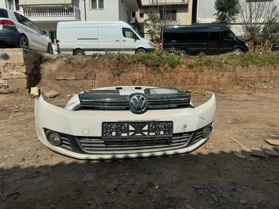 Shiten parakolp dhe mbrapakolp maskerine per golf 6 per vetem 38.000all
