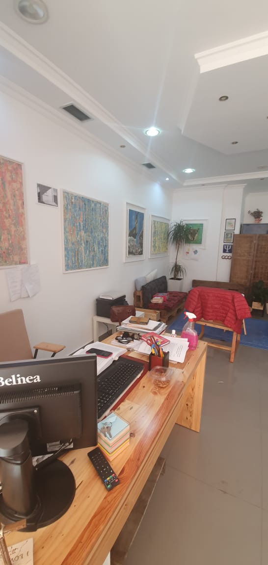 Tirane, jepet me qera ambjent biznesi Kati 1, 42 m² 30.000 Leke (21 dhjetori)