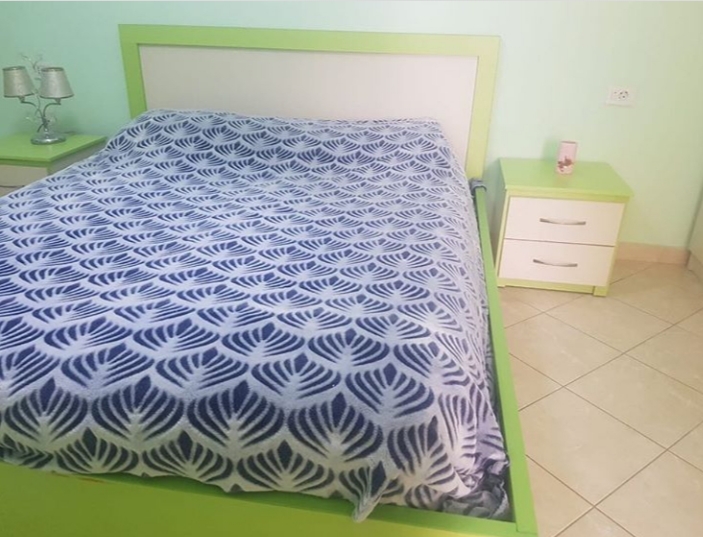 Tirane, jepet me qera apartament 2+1+Ballkon Kati 2, 97 m² 450 € (Yzberisht prane KMY)