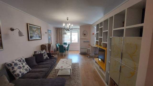 Tirane, jepet me qera apartament 2+1+BLK Kati 3, 120 m² 650 Euro (21 DHJETORI MOZAIKU)