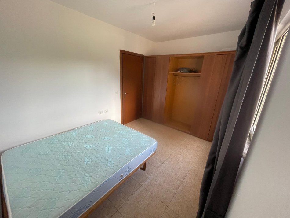 Tirane, jepet me qera apartament 2+1 Kati 3, 93 m² 450 € (Fusha e Aviacionit)