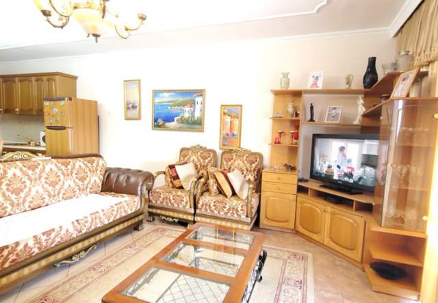 Tirane, shitet apartament 163 m² 180.000 Euro