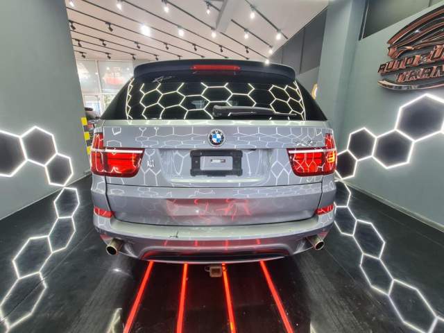 Tirane, shes  BMW X5 3.0 BENZIN FULL OPTION PANORAMIKE Viti 2013,