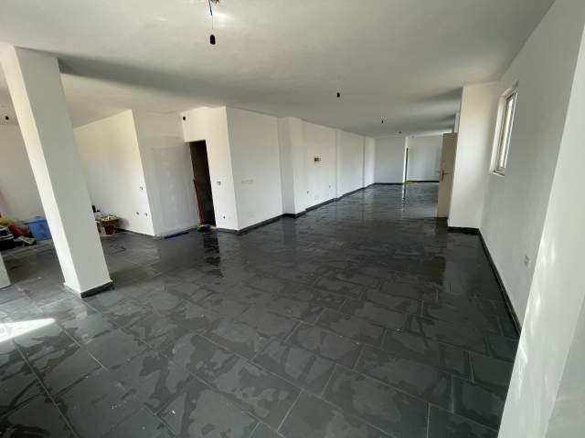 Jepet me qera kati 0, 130 m² 1000€Jordan misja , sejdini)