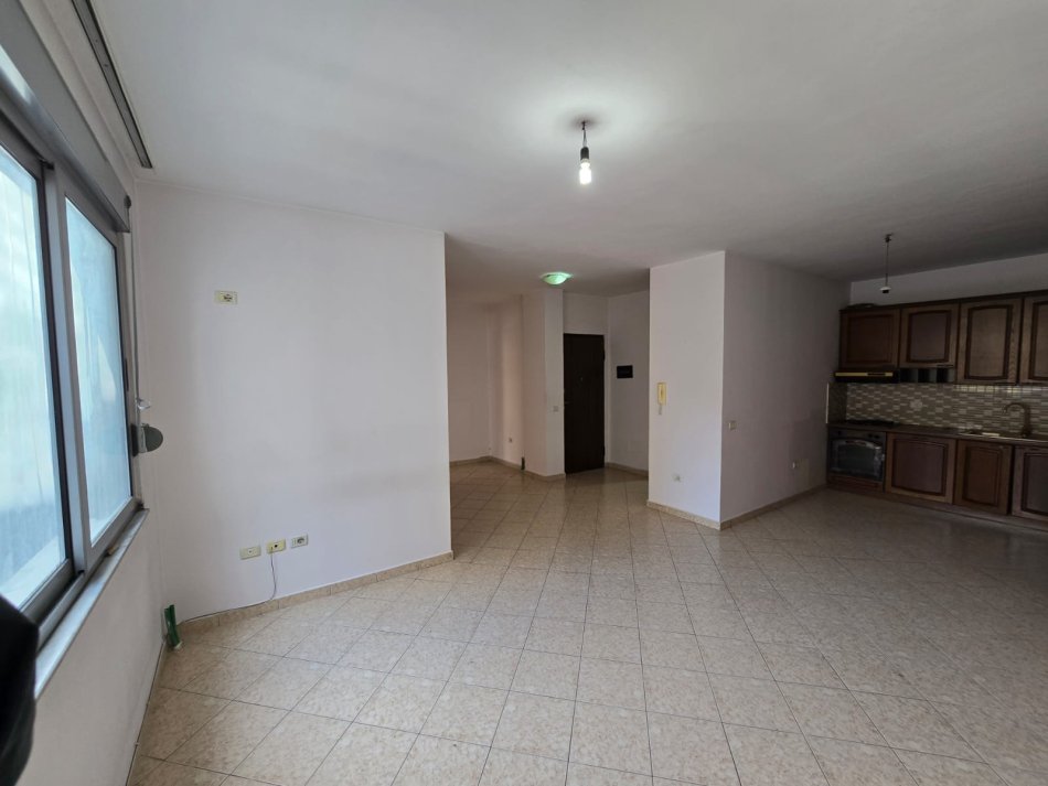 Shitet, Apartament 2+1, 21 Dhjetori PRO+39162
