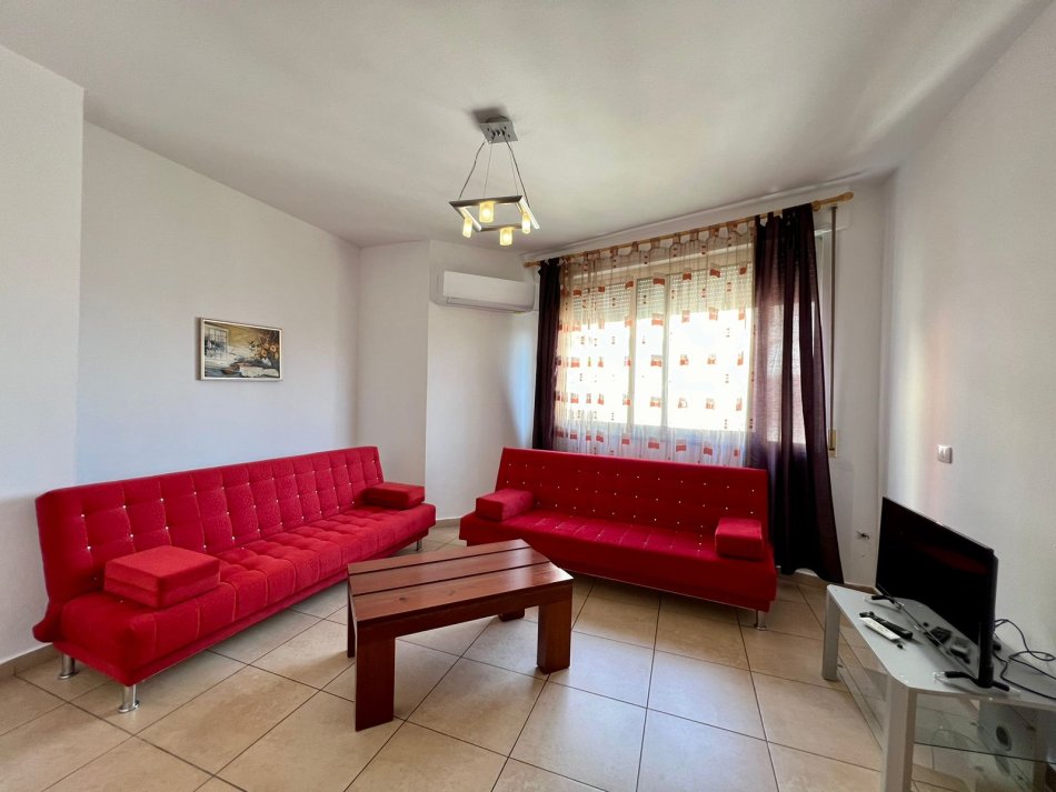 Tirane, jepet me qera apartament 2+1 Kati 7, 110 m² 600 € (selvia)