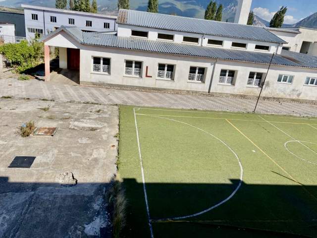 Kukes, jap me qera ambjent biznesi 1.450 m² 1.900 Euro (Rruga Mehmet Hoxhe Brruti)
