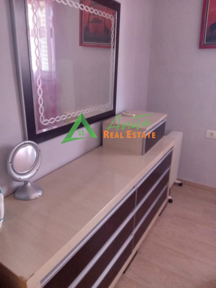 Tirane, jepet me qera apartament 3+1 Kati 6, 81 m² (Fusha e Aviacionit)