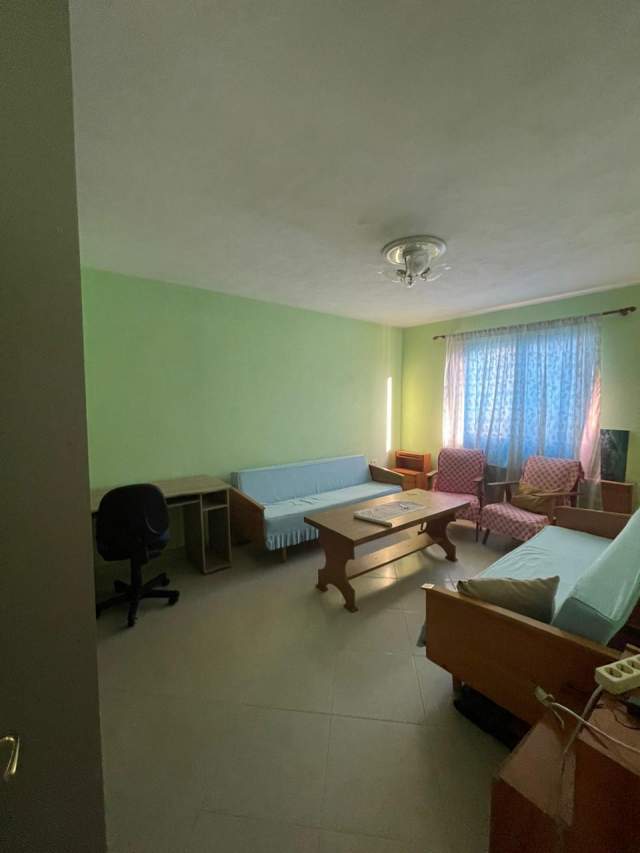 Tirane, jepet me qera apartament 2+1 Kati 5, 98 m² 310 Euro (rruga kongresi i manastirit)