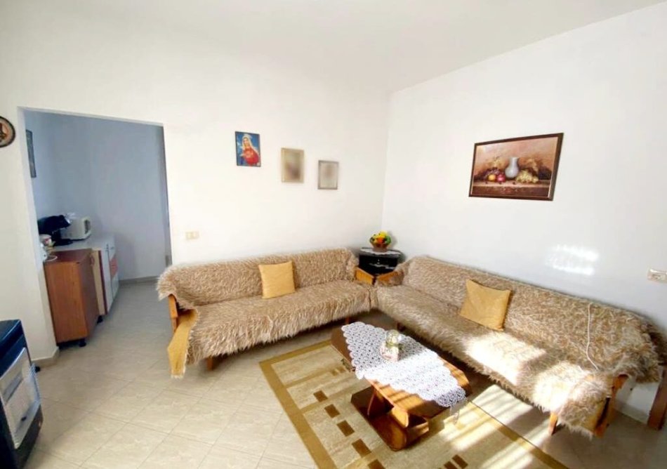 Kavaje, shitet Vile 4+1+Aneks+Ballkon , 393 m² 120.000 € (rruga Egnatia , Kavaje)