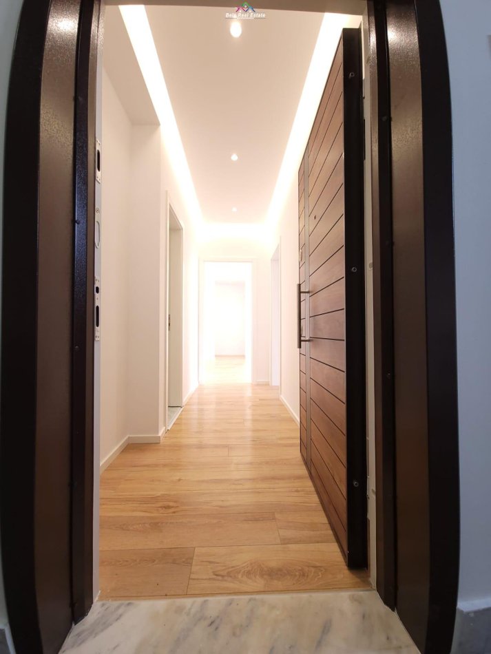 Tirane, shes apartament 2+1 Kati 7, 95 m² 210.000 € (zogu i zi)