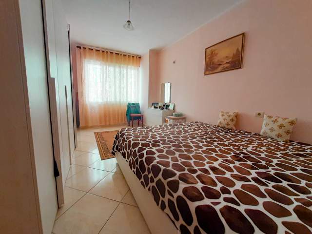 Durres, shitet apartament 1+1+A+BLK Kati 2, 70 m² 60.000 Euro (Rruga Pavaresia)