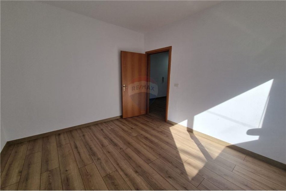 Tirane, shitet apartament 2+1 Kati 7, 80 m² 165,000 € (Kompleksi Halili - Rruga e Dibrës - Selvia)