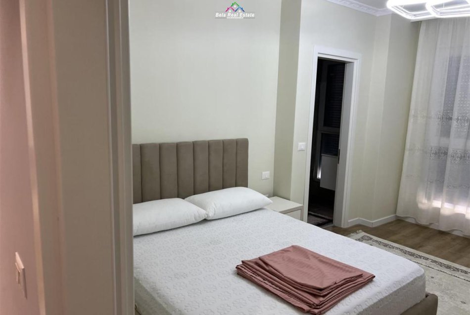 Tirane, jepet me qera apartament 2+1 Kati 5, 105 m² 700 € (Don Bosko)