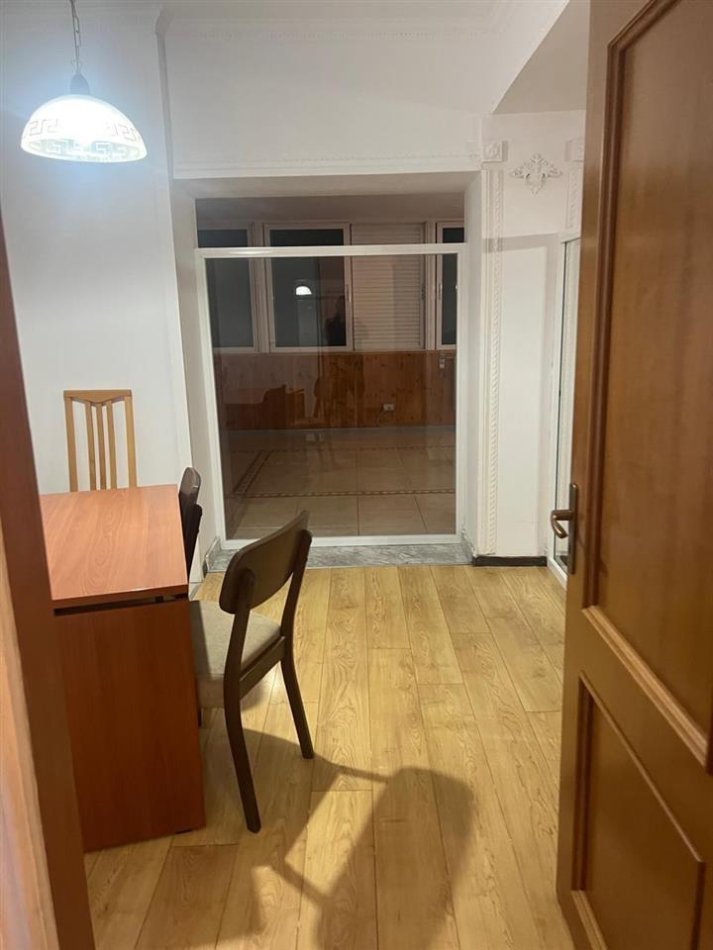 Tirane, shitet apartament 3+1 Kati 1, 140 m² 252.000 € (Vasil Shanto)