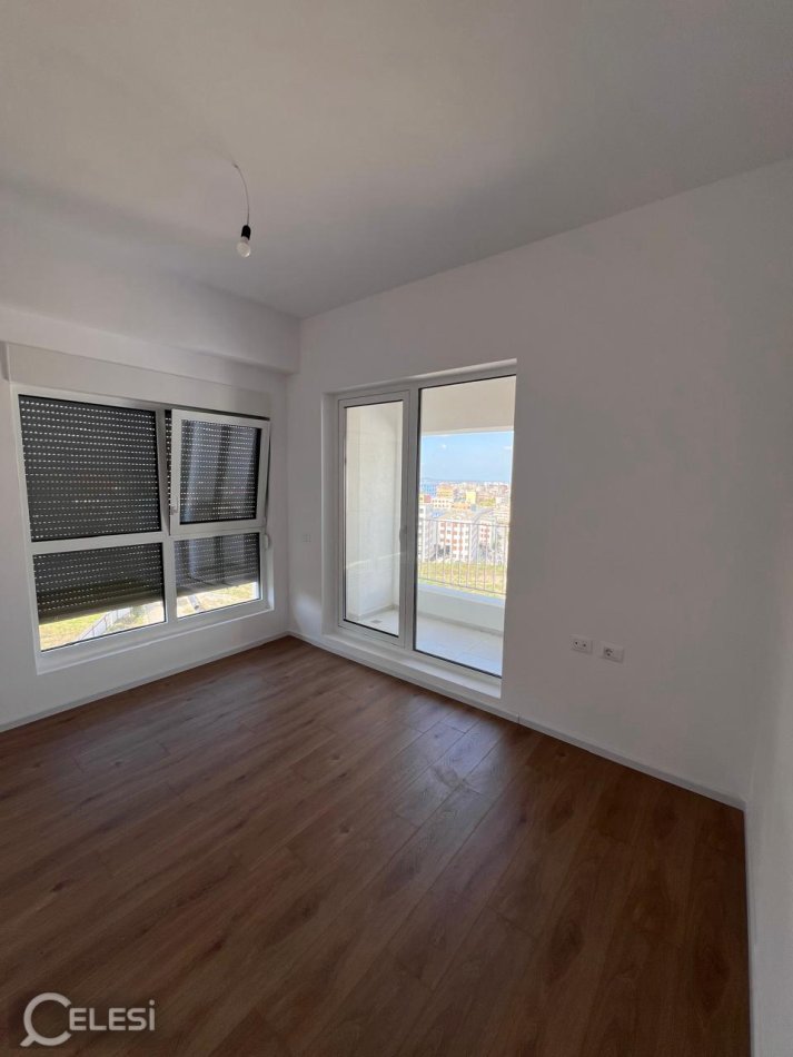 Shqiperi, jepet me qera apartament 2+1 Kati 7, 110 m² 400 € (ali demi)