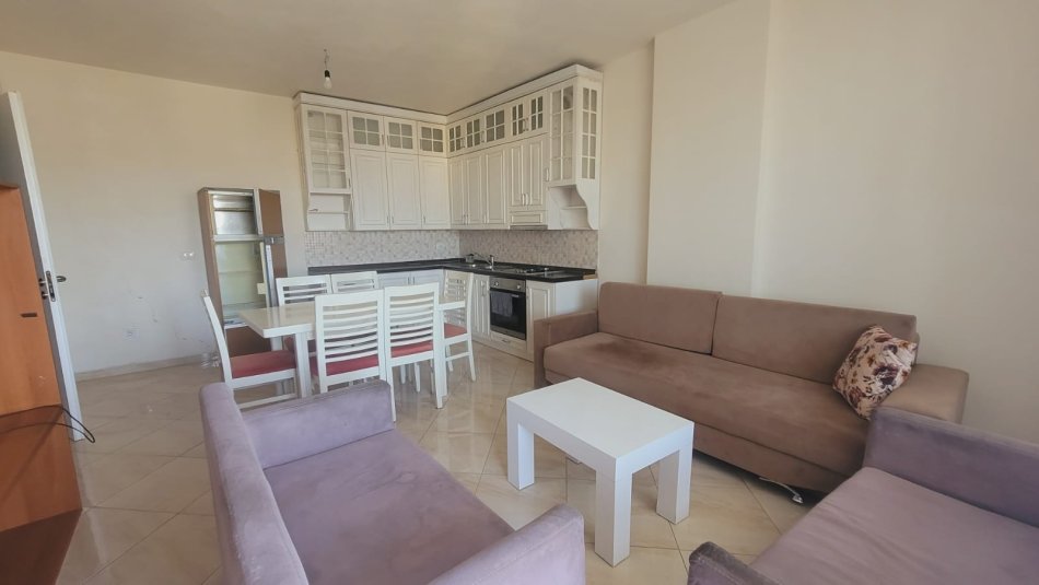 Durres, jepet me qera apartament 1+1 Kati 9, 60 m² 260 €