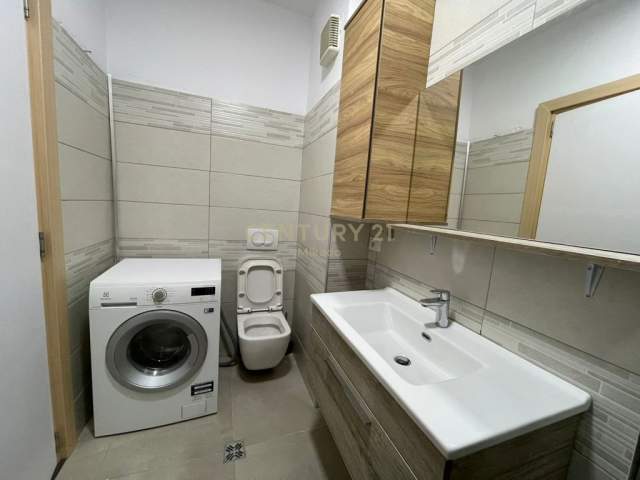 Tirane, jepet me qera apartament 1+1 55 m² 400 Euro (Rezidenca Kodra e Diellit 2)