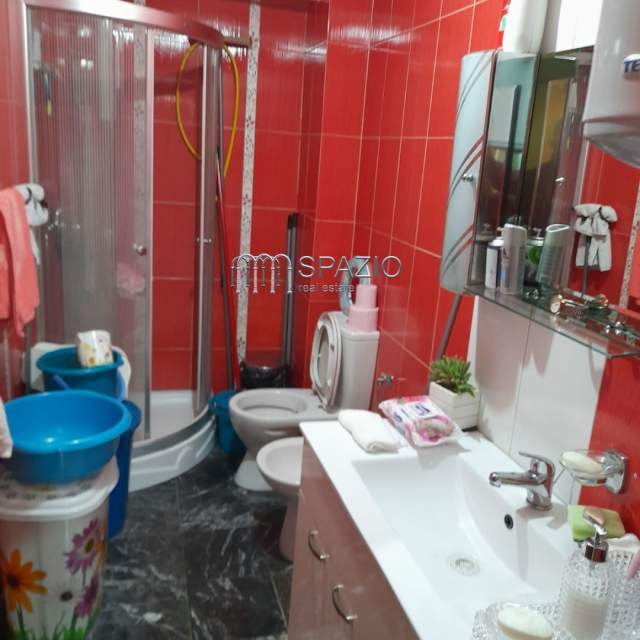 Tirane, shitet apartament 2+1+BLK Kati 1, 78 m² 125.000 Euro (21 Dhjetori)