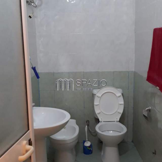 Tirane, shitet apartament 2+1 Kati 1, 66 m² 68.000 Euro (Rruga ''Thesarit'')