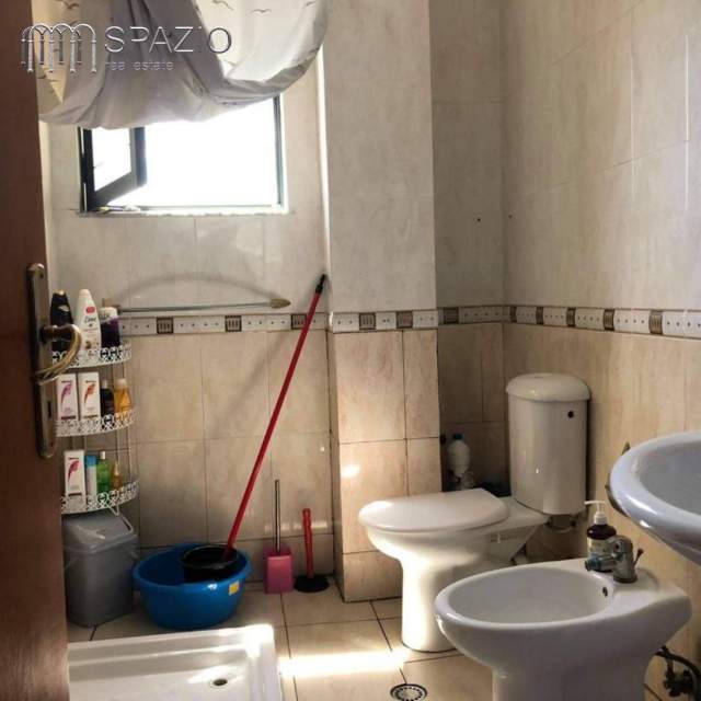 Tirane, shitet apartament 2+1+BLK Kati 4, 91 m² 120.000 Euro (Rruga ''Hamid Shijaku'')