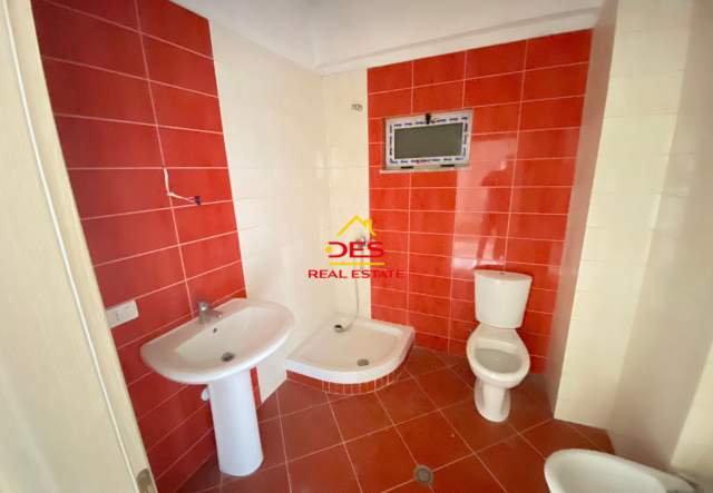 Orikum, shitet apartament Kati 3, 102 m² 65.000 Euro (Orikum)