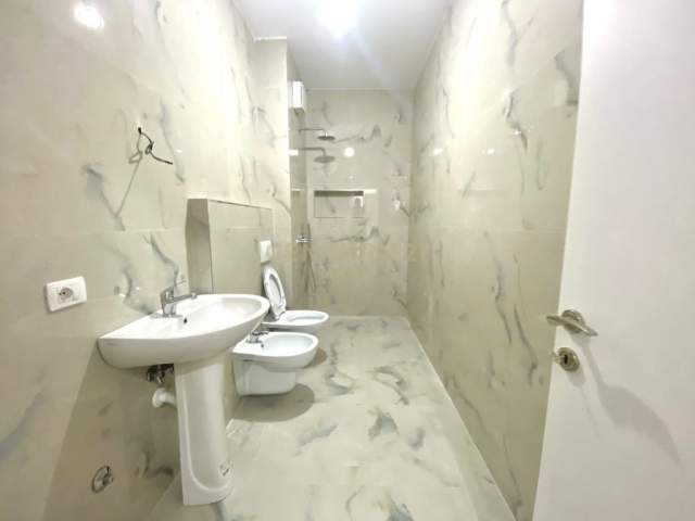 Shqiperi, jepet me qera apartament Kati 7, 113 m² 400 Euro (ASTIR)
