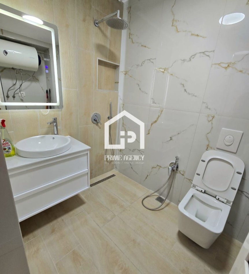 SHITET : APARTAMENT 2+1/Pranë Ambasadës Amerikane & Istitutit të Higjenës
