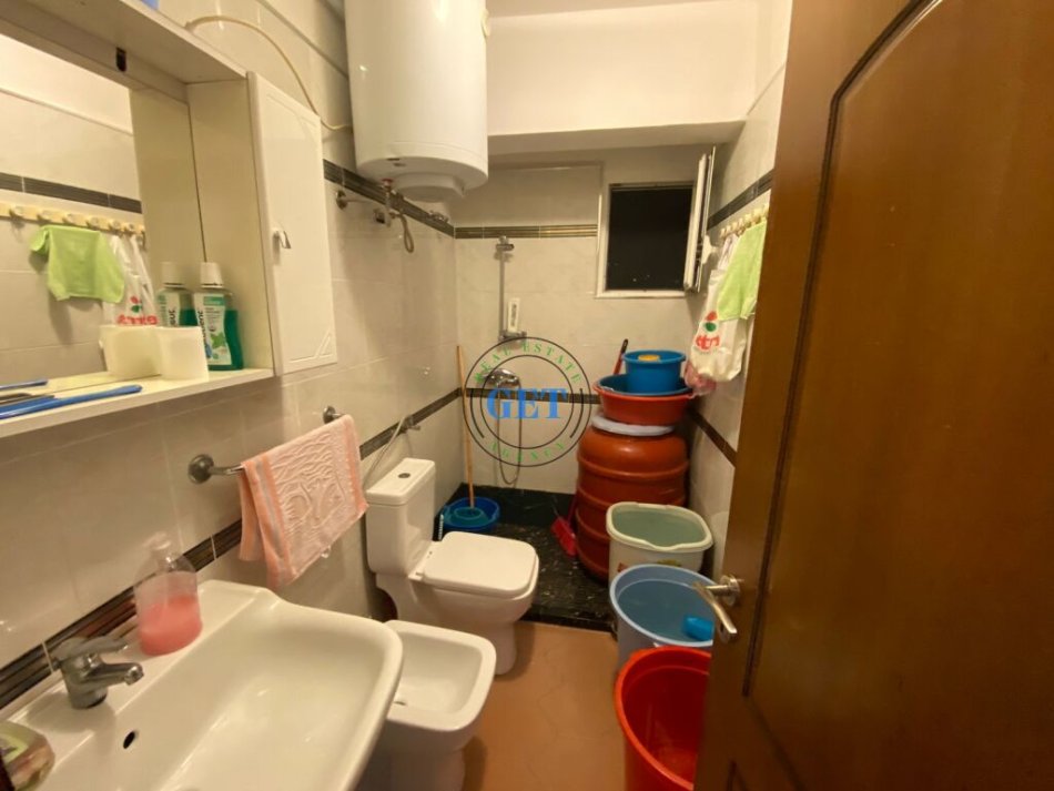 Durres, shitet apartament 2+1 Kati 5, 85 m² 96.000 € (Sheshi Pranvera)