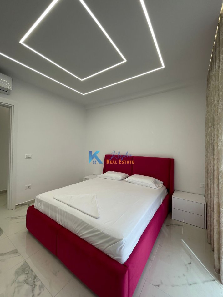 Tirane, jap me qera apartament 1+1+Ballkon Kati 5, 75 m² 650 € (Kodra e Diellit)