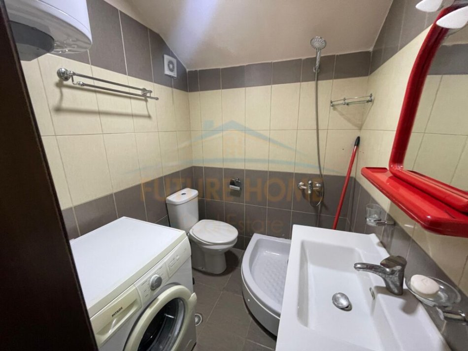Korce, shitet apartament 1+1 Kati 8, 52 m² 37.000 € (Lagjia 18, Korçë)