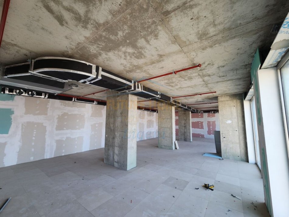 Tirane, shitet zyre+3 Poste Parkimi Kati 14, 461 m² 2.400.000 € (Rruga Elbasanit, Down Town One)