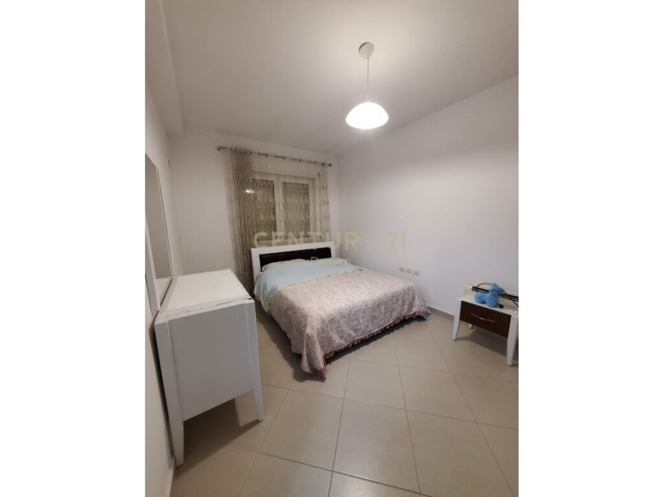 Tirane, jepet me qera apartament 2+1 Kati 2, 90 m² 450 € (Rezidenca Euro 3D)