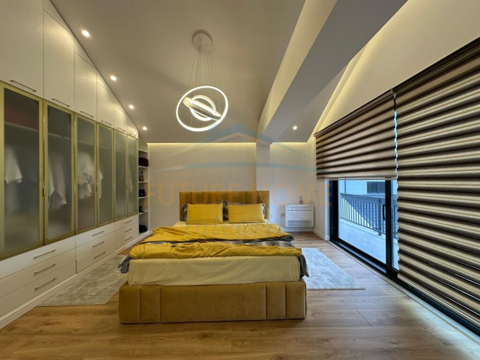 Tirane, jepet me qera Vile , 200 m² 3.500 € (BERZHIT)