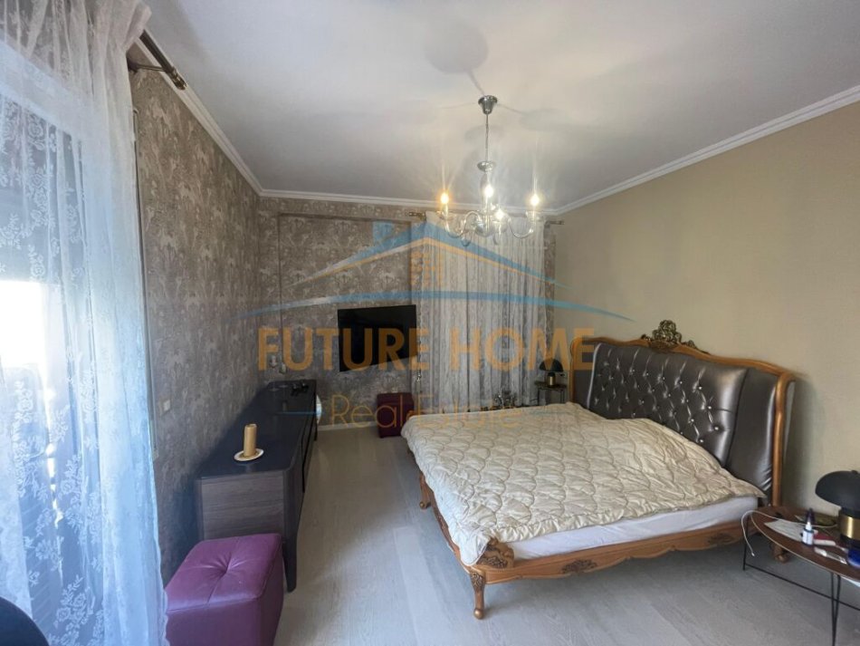 Tirane, shitet apartament 3+1 Kati 3, 107 m² 28.000.000 € (Kopshti Botanik, Tiranë)