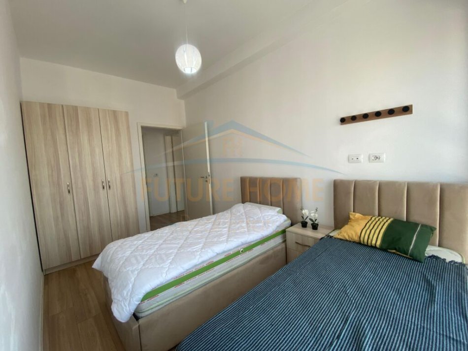 Tirane, jepet me qera apartament 2+1 Kati 5, 90 m² 600 € (Kompleksi Marga)