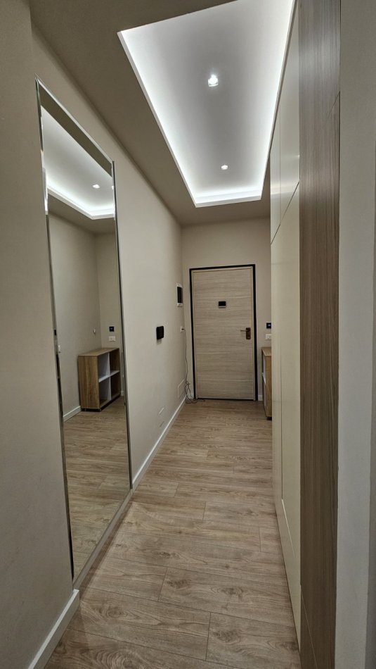 Tirane, shitet apartament 3+1+Ballkon , 118 m² 320.000 € 