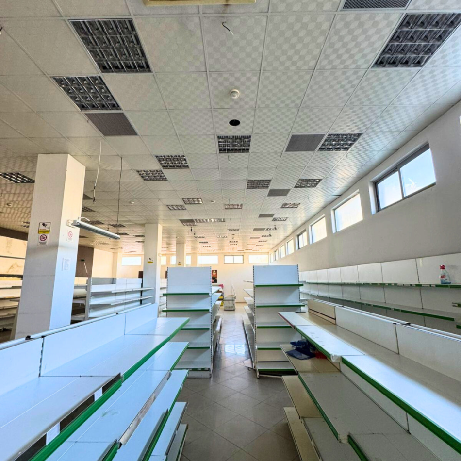 Kavaje, jepet me qera ambjent biznesi Kati 1, 800 m² (Shetitorja,Josif Budo,Kavaje)