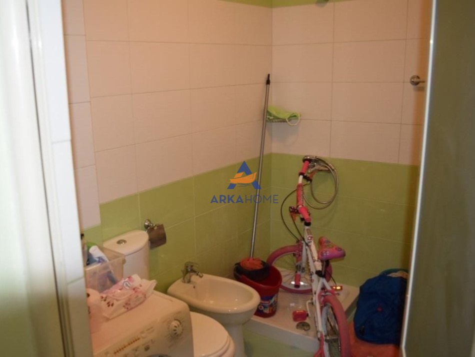 Tirane, shitet apartament Kati 6, 146 m² 189.930 € (ASTIR)