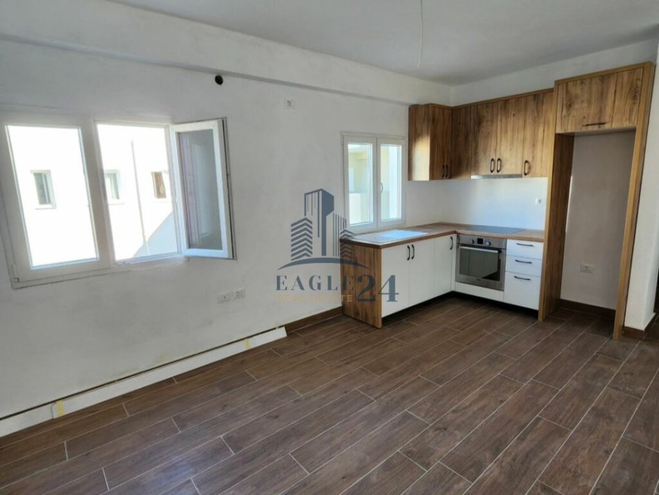 JEPET ME QERA APARTAMENT 1+1 NE SELITE