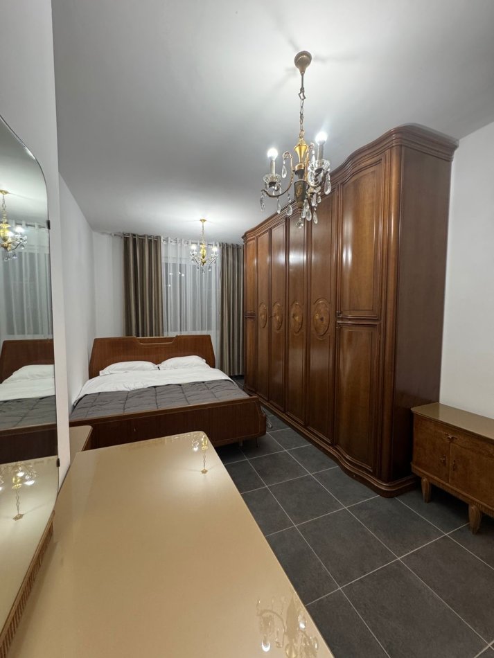 Tirane, jap me qera apartament 2+1 Kati 8, 100 m² 600 € (Astir)