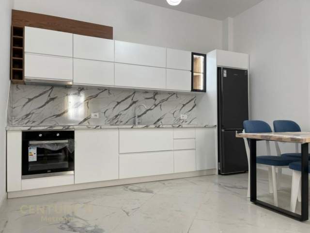 Tirane, jepet me qera apartament Kati 7, 78 m² 610 Euro (square 21)