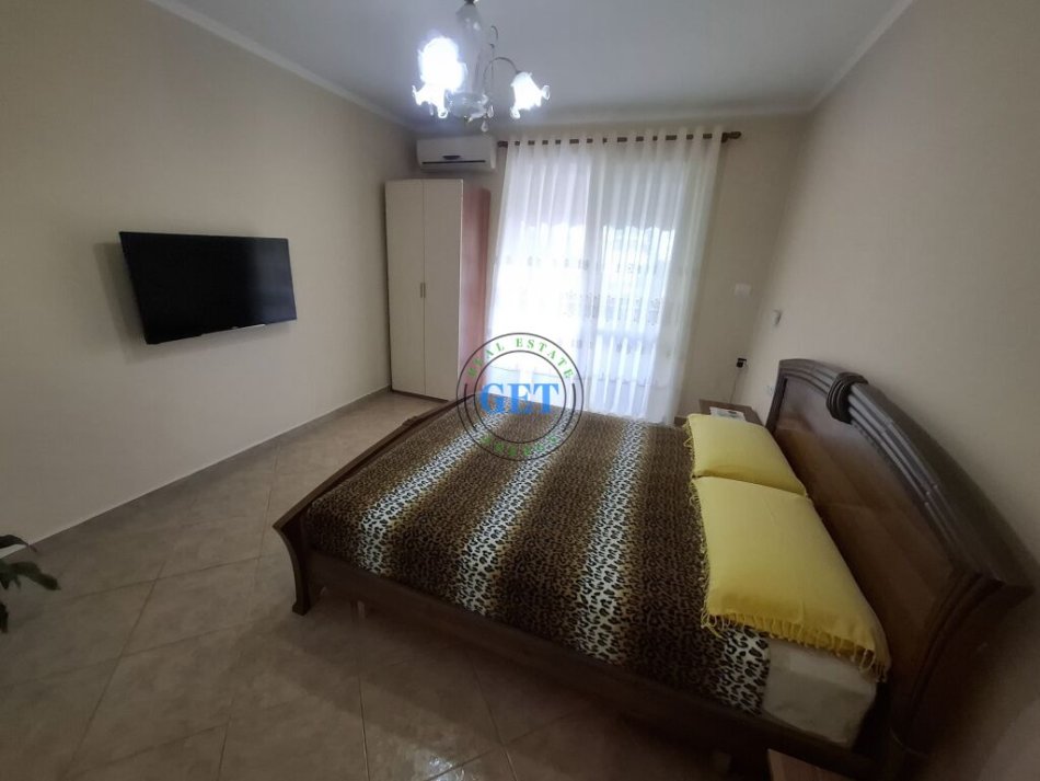 Durres, jepet me qera apartament 2+1+Aneks Kati 1, 110 m² 500 € 