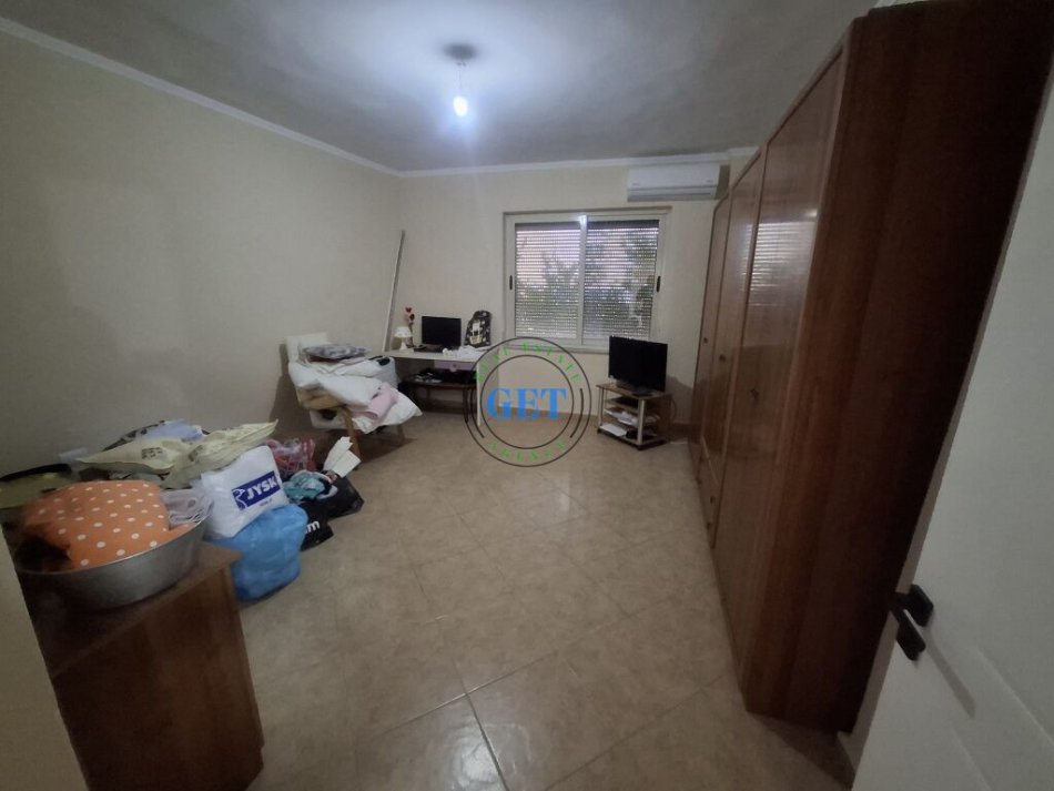 Durres, jepet me qera apartament 2+1+Aneks Kati 1, 110 m² 500 € 