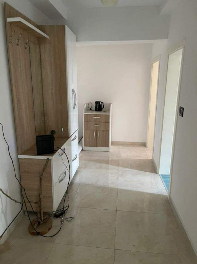 Tirane, jepet me qera Kati 2, 70 m² 500 Euro
