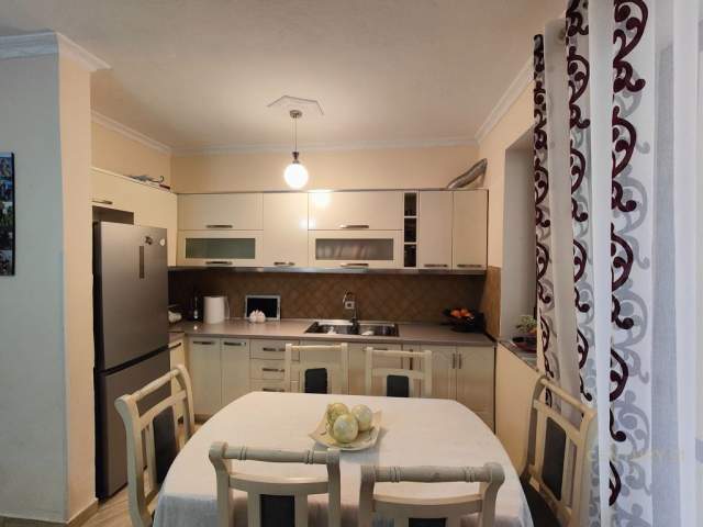 Tirane, shitet apartament 2+1 Kati 1, 84 m² 102.000 Euro (Don Bosko)